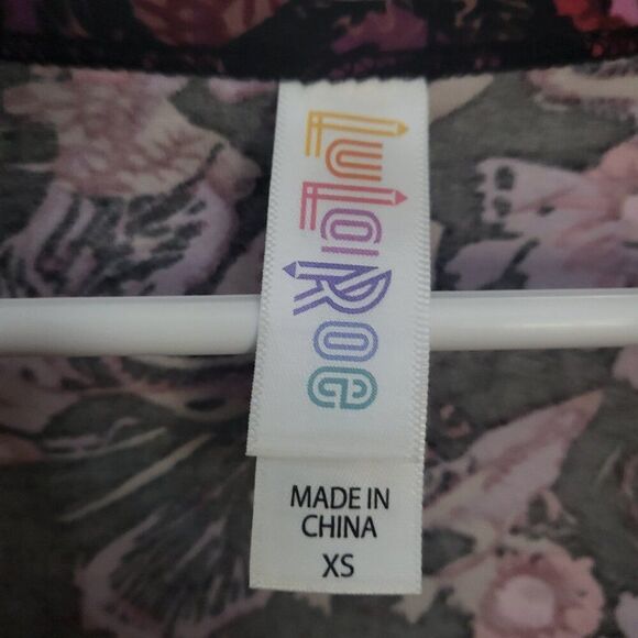 LuLaRoe Iris High Low Classic T XS - Picture 3 of 6